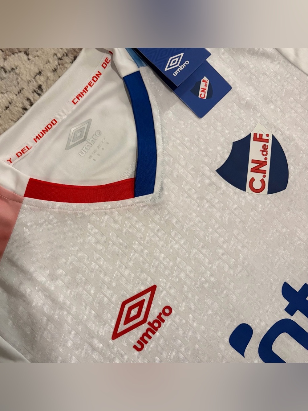 Umbro Authentic Club Nacional De Football Uruguay 2021 Jersey Men’s Sz: Small - Picture 3 of 8